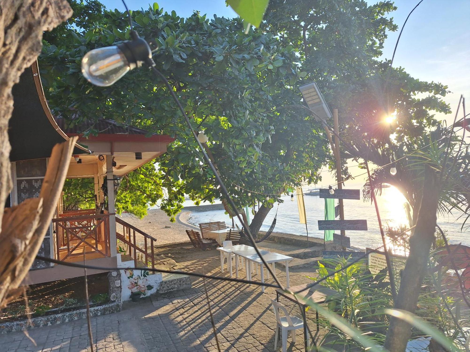 Island Front - Bangcogon Resort And Restaurant Oslob Zewnętrze zdjęcie